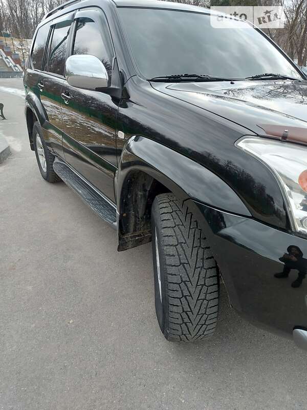 Внедорожник / Кроссовер Toyota Land Cruiser Prado 2005 в Харькове