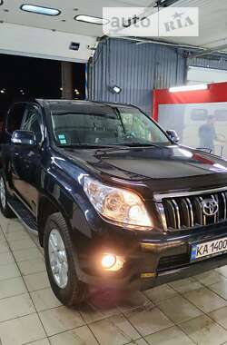 Внедорожник / Кроссовер Toyota Land Cruiser Prado 2010 в Киеве