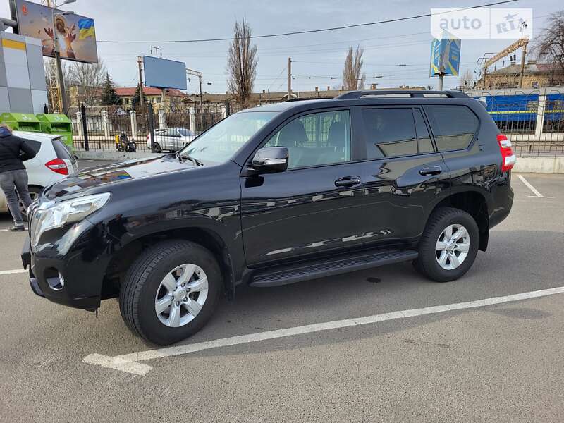 Внедорожник / Кроссовер Toyota Land Cruiser Prado 2017 в Одессе