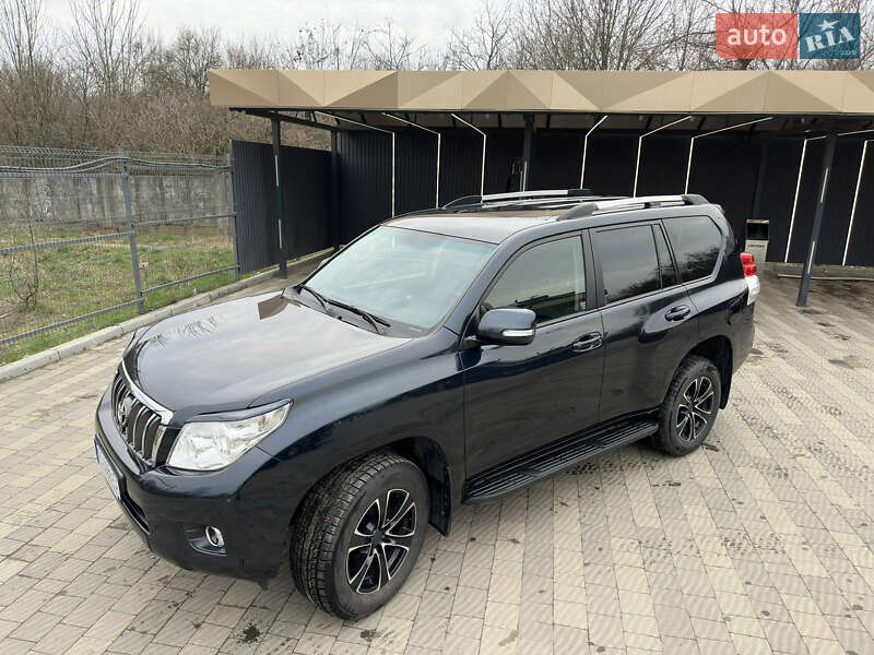 Позашляховик / Кросовер Toyota Land Cruiser Prado 2012 в Ужгороді