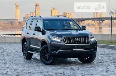 Внедорожник / Кроссовер Toyota Land Cruiser Prado 2021 в Киеве