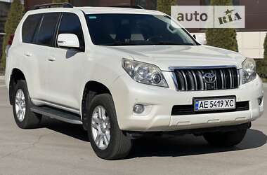 Внедорожник / Кроссовер Toyota Land Cruiser Prado 2010 в Днепре