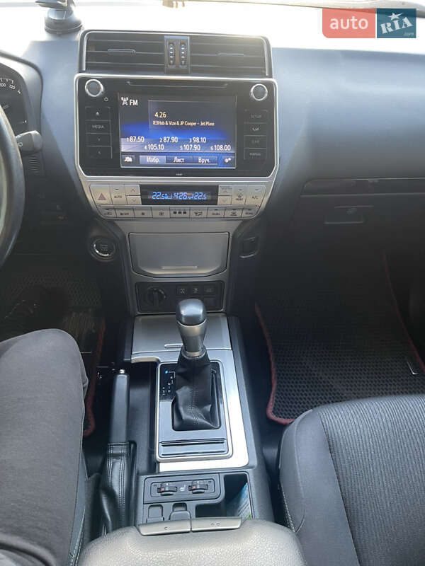 Внедорожник / Кроссовер Toyota Land Cruiser Prado 2019 в Одессе