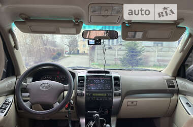 Внедорожник / Кроссовер Toyota Land Cruiser Prado 2004 в 