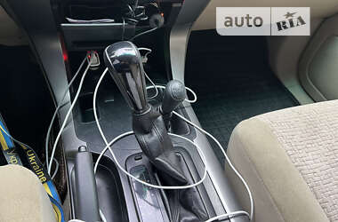 Внедорожник / Кроссовер Toyota Land Cruiser Prado 2004 в 