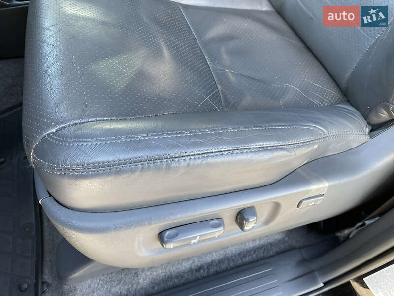 Внедорожник / Кроссовер Toyota Land Cruiser Prado 2007 в Богуславе