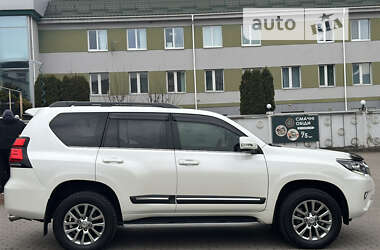 Внедорожник / Кроссовер Toyota Land Cruiser Prado 2019 в Ровно