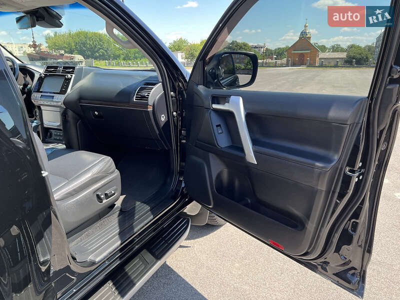 Внедорожник / Кроссовер Toyota Land Cruiser Prado 2018 в Виннице