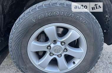 Внедорожник / Кроссовер Toyota Land Cruiser Prado 2008 в Черновцах