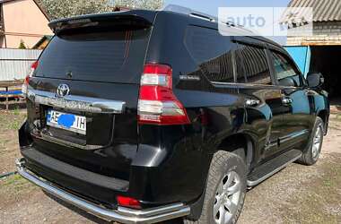 Позашляховик / Кросовер Toyota Land Cruiser Prado 2010 в Дніпрі