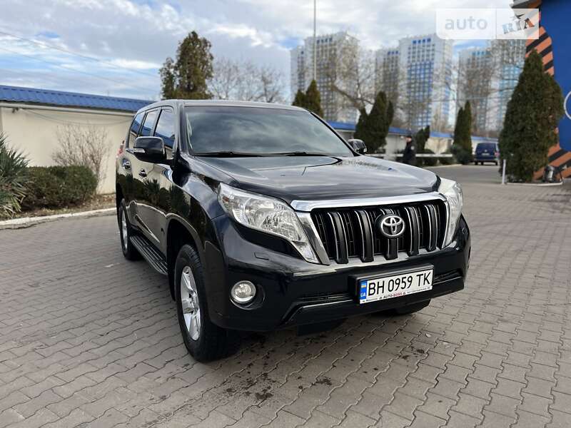 Внедорожник / Кроссовер Toyota Land Cruiser Prado 2014 в Одессе