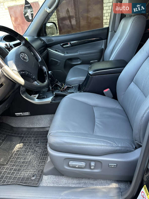 Внедорожник / Кроссовер Toyota Land Cruiser Prado 2006 в Николаеве фото 2 Внедорожник / Кроссовер Toyota Land Cruiser Prado 2006 в Николаеве