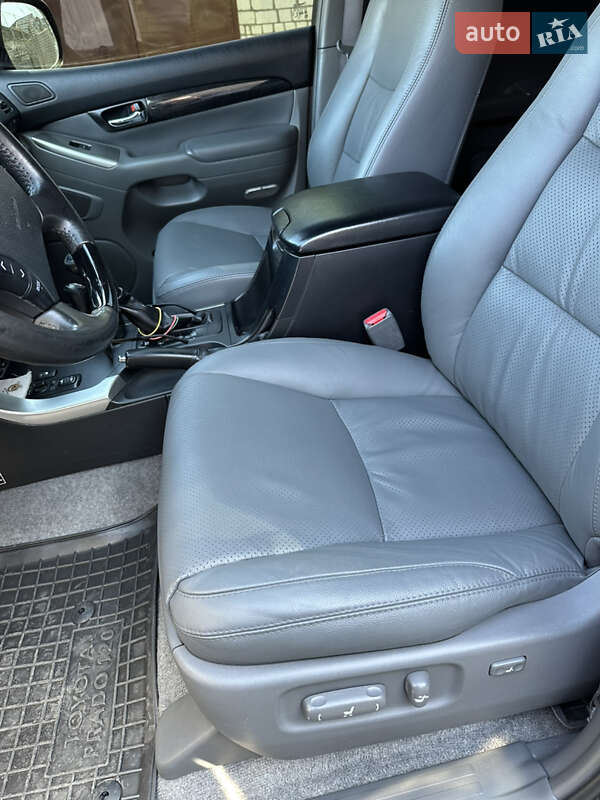 Внедорожник / Кроссовер Toyota Land Cruiser Prado 2006 в Николаеве фото 5 Внедорожник / Кроссовер Toyota Land Cruiser Prado 2006 в Николаеве