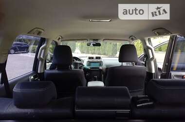 Внедорожник / Кроссовер Toyota Land Cruiser Prado 2014 в Днепре