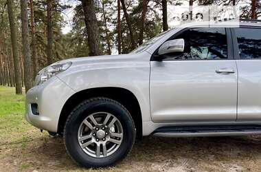 Внедорожник / Кроссовер Toyota Land Cruiser Prado 2010 в Сумах