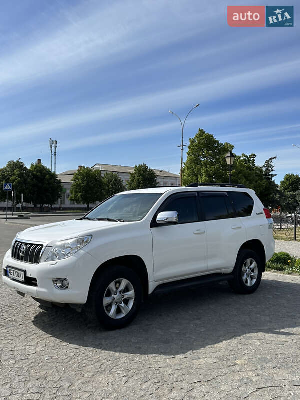 Внедорожник / Кроссовер Toyota Land Cruiser Prado 2011 в Днепре