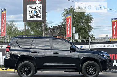 Внедорожник / Кроссовер Toyota Land Cruiser Prado 2022 в Киеве