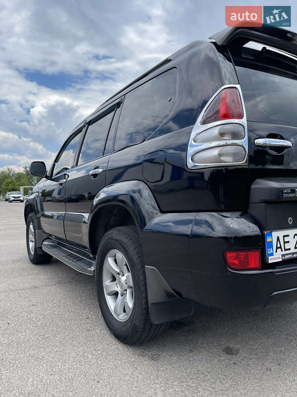 Внедорожник / Кроссовер Toyota Land Cruiser Prado 2004 в Днепре