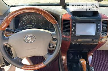 Позашляховик / Кросовер Toyota Land Cruiser Prado 2005 в Броварах