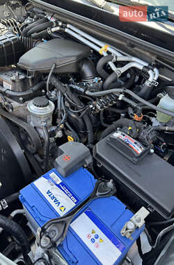 Внедорожник / Кроссовер Toyota Land Cruiser Prado 2010 в 