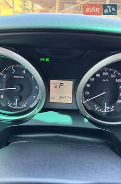 Внедорожник / Кроссовер Toyota Land Cruiser Prado 2010 в 