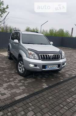 Позашляховик / Кросовер Toyota Land Cruiser Prado 2007 в Рівному