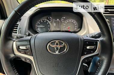 Внедорожник / Кроссовер Toyota Land Cruiser Prado 2022 в Черкассах