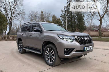 Позашляховик / Кросовер Toyota Land Cruiser Prado 2022 в Києві