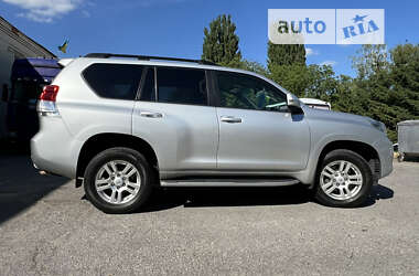 Внедорожник / Кроссовер Toyota Land Cruiser Prado 2010 в Хмельницком