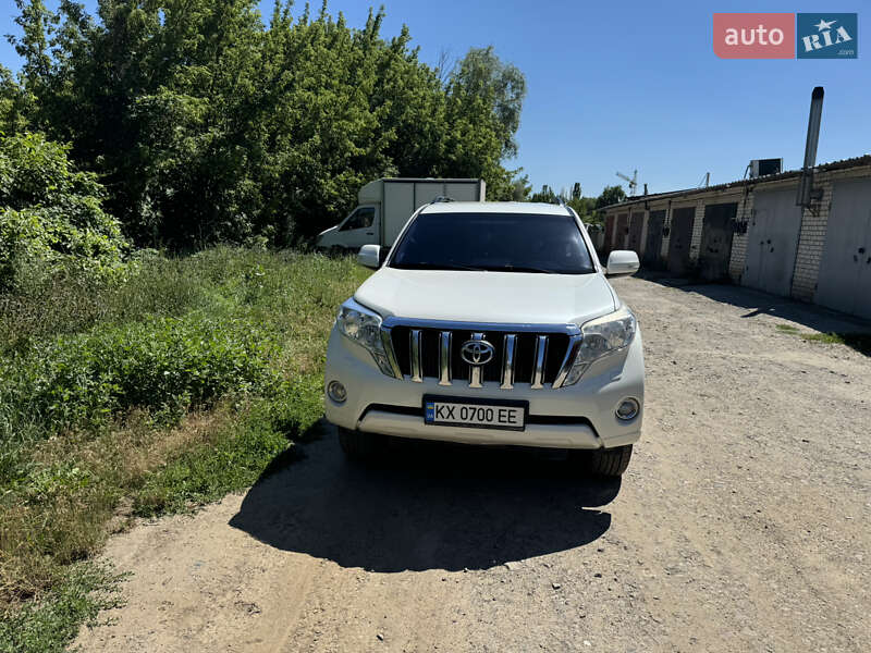 Внедорожник / Кроссовер Toyota Land Cruiser Prado 2014 в Харькове