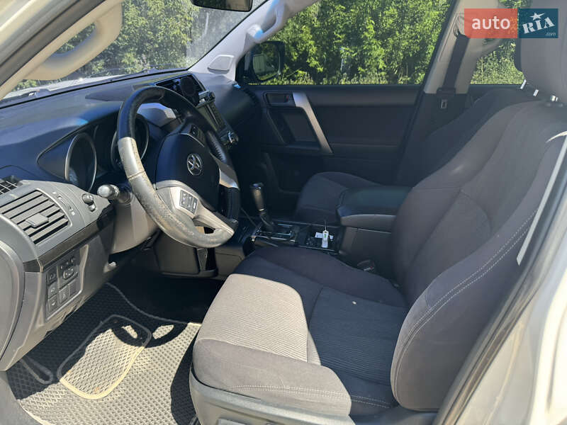 Внедорожник / Кроссовер Toyota Land Cruiser Prado 2014 в Харькове