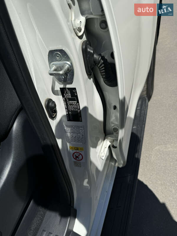 Внедорожник / Кроссовер Toyota Land Cruiser Prado 2014 в Харькове