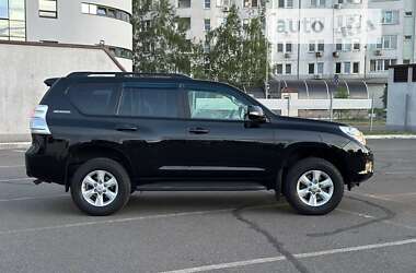 Внедорожник / Кроссовер Toyota Land Cruiser Prado 2011 в Киеве