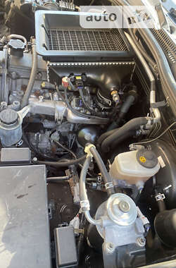 Внедорожник / Кроссовер Toyota Land Cruiser Prado 2006 в 