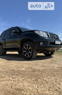 Позашляховик / Кросовер Toyota Land Cruiser Prado 2010 в 