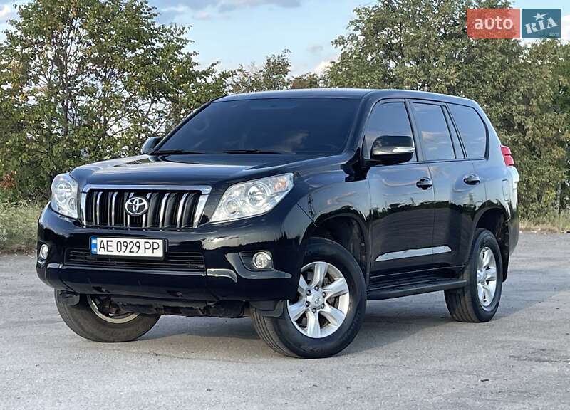 Внедорожник / Кроссовер Toyota Land Cruiser Prado 2010 в Днепре