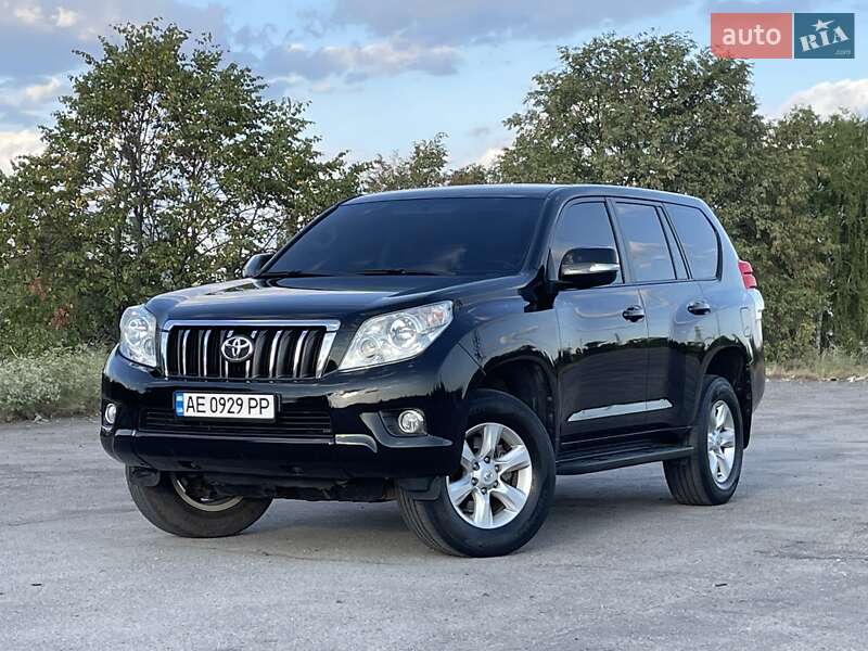 Внедорожник / Кроссовер Toyota Land Cruiser Prado 2010 в Днепре