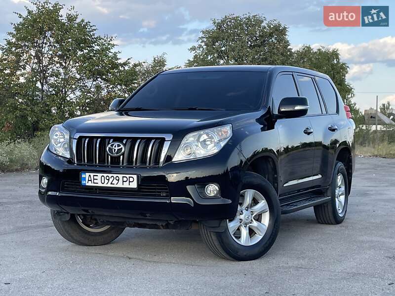 Внедорожник / Кроссовер Toyota Land Cruiser Prado 2010 в Днепре