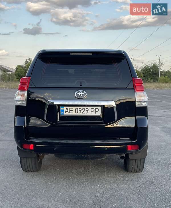 Внедорожник / Кроссовер Toyota Land Cruiser Prado 2010 в Днепре