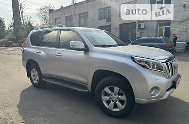 Позашляховик / Кросовер Toyota Land Cruiser Prado 2013 в Києві