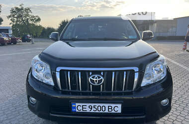 Позашляховик / Кросовер Toyota Land Cruiser Prado 2013 в Чернівцях