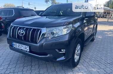 Позашляховик / Кросовер Toyota Land Cruiser Prado 2019 в Дніпрі