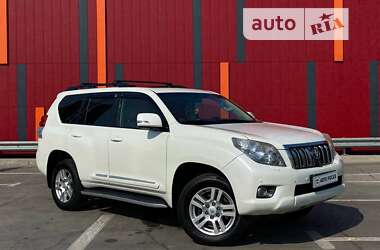 Внедорожник / Кроссовер Toyota Land Cruiser Prado 2009 в Киеве