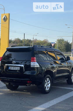 Внедорожник / Кроссовер Toyota Land Cruiser Prado 2011 в Харькове