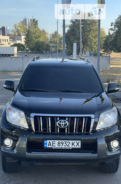 Внедорожник / Кроссовер Toyota Land Cruiser Prado 2011 в Харькове