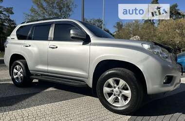 Позашляховик / Кросовер Toyota Land Cruiser Prado 2012 в Києві