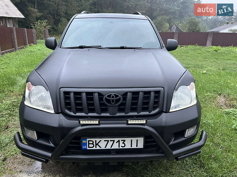 Позашляховик / Кросовер Toyota Land Cruiser Prado 2006 в Дубні