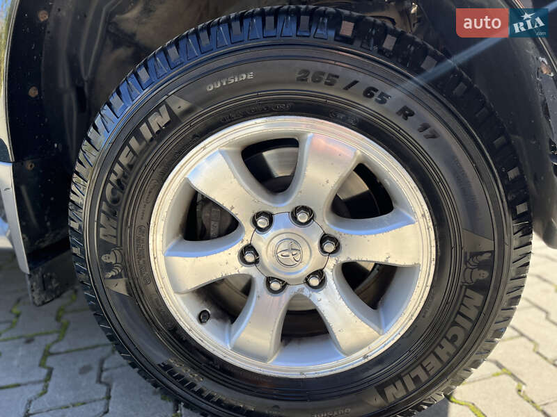 Внедорожник / Кроссовер Toyota Land Cruiser Prado 2007 в Тернополе
