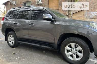 Внедорожник / Кроссовер Toyota Land Cruiser Prado 2013 в Николаеве