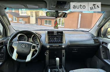 Внедорожник / Кроссовер Toyota Land Cruiser Prado 2011 в Киеве